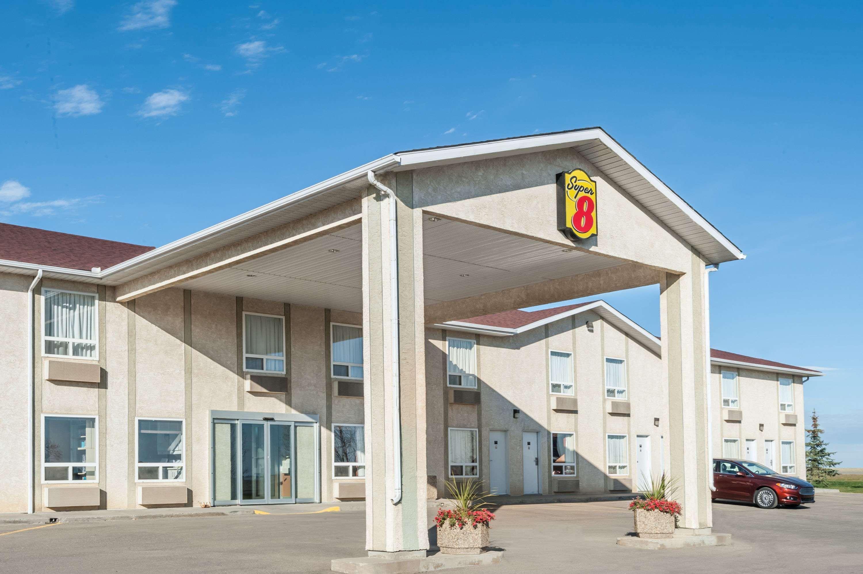 速8三山酒店 外观 照片